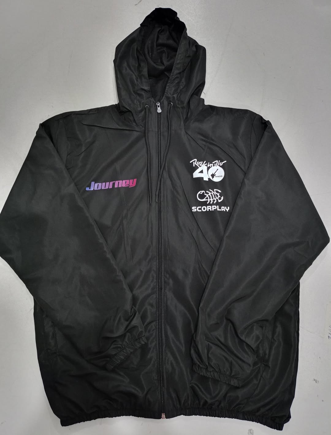 Corta-Vento Esportivo